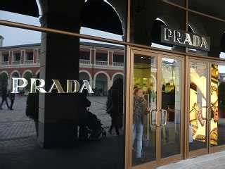 outelet la reggia prada|la reggia outlet online.